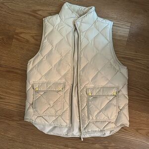 J Crew ivory quilted puffer vest